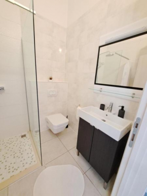Apartment 4D